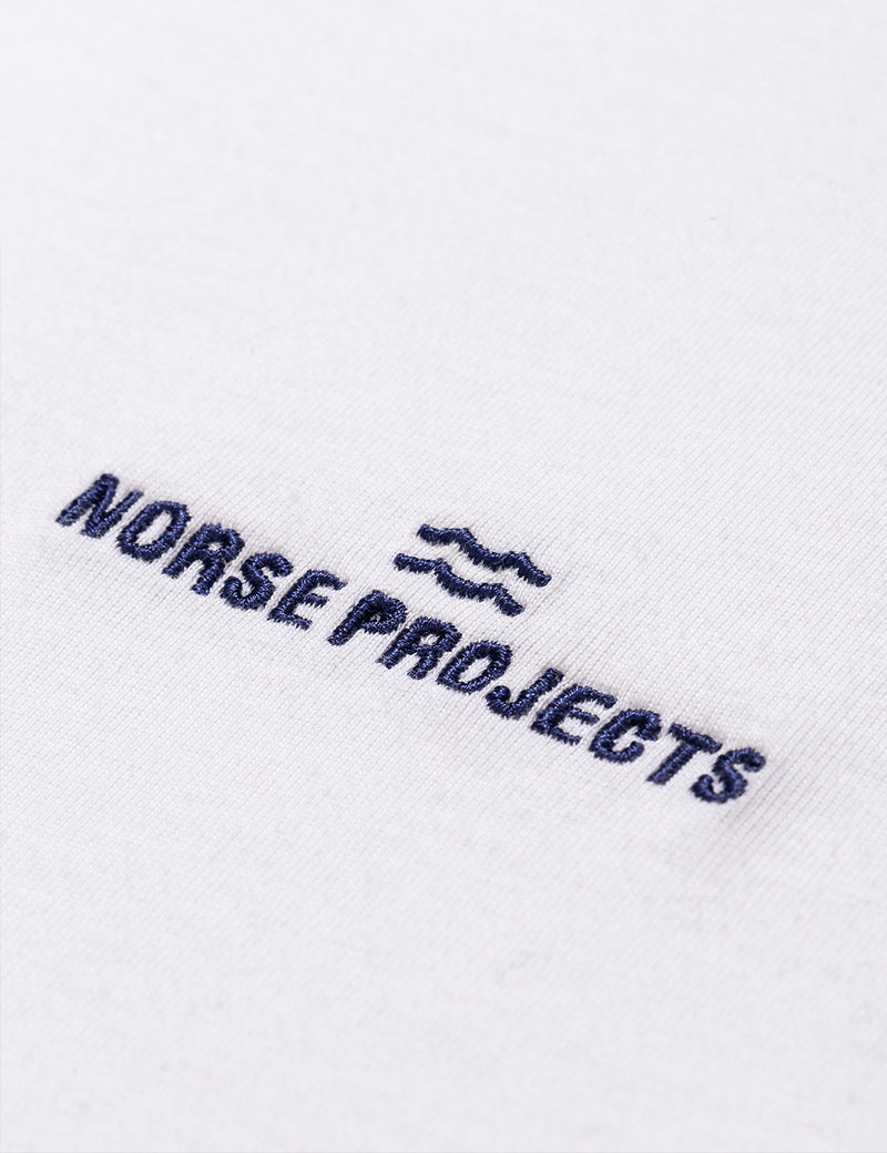 Norse Projects Niels Norse ProjectsWaveロゴTシャツ-ホワイト