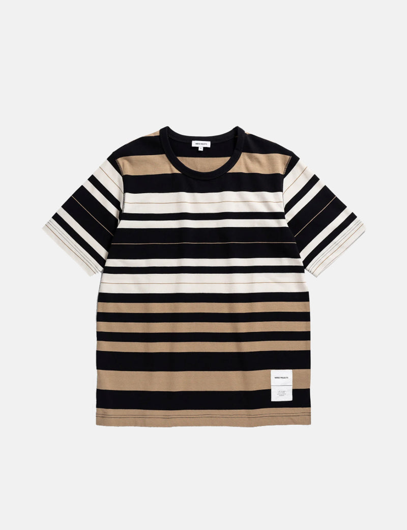 Norse Projects Holger TabシリーズTシャツ（ストライプ）-ユーティリティカーキブラウン