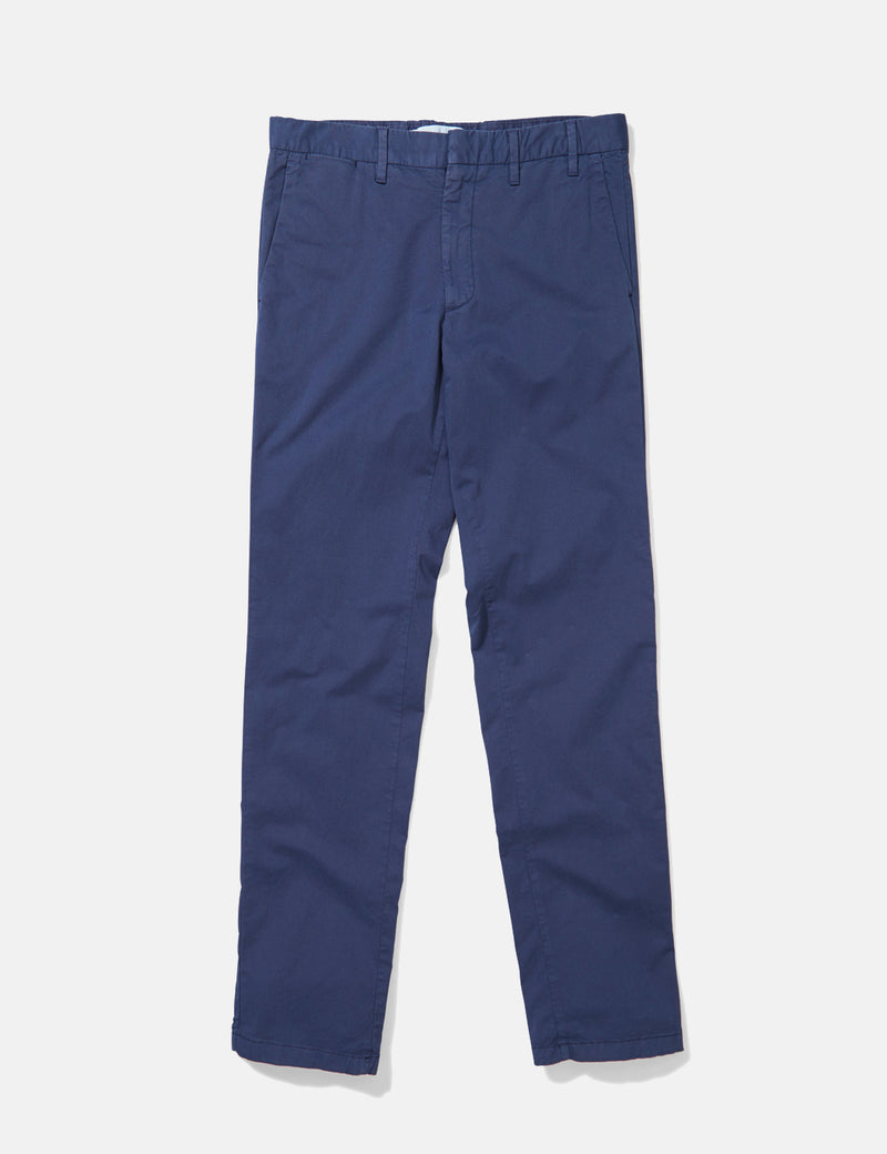 Norse Projects Aros Light Twill Chino（スリム）-ネイビーブルー