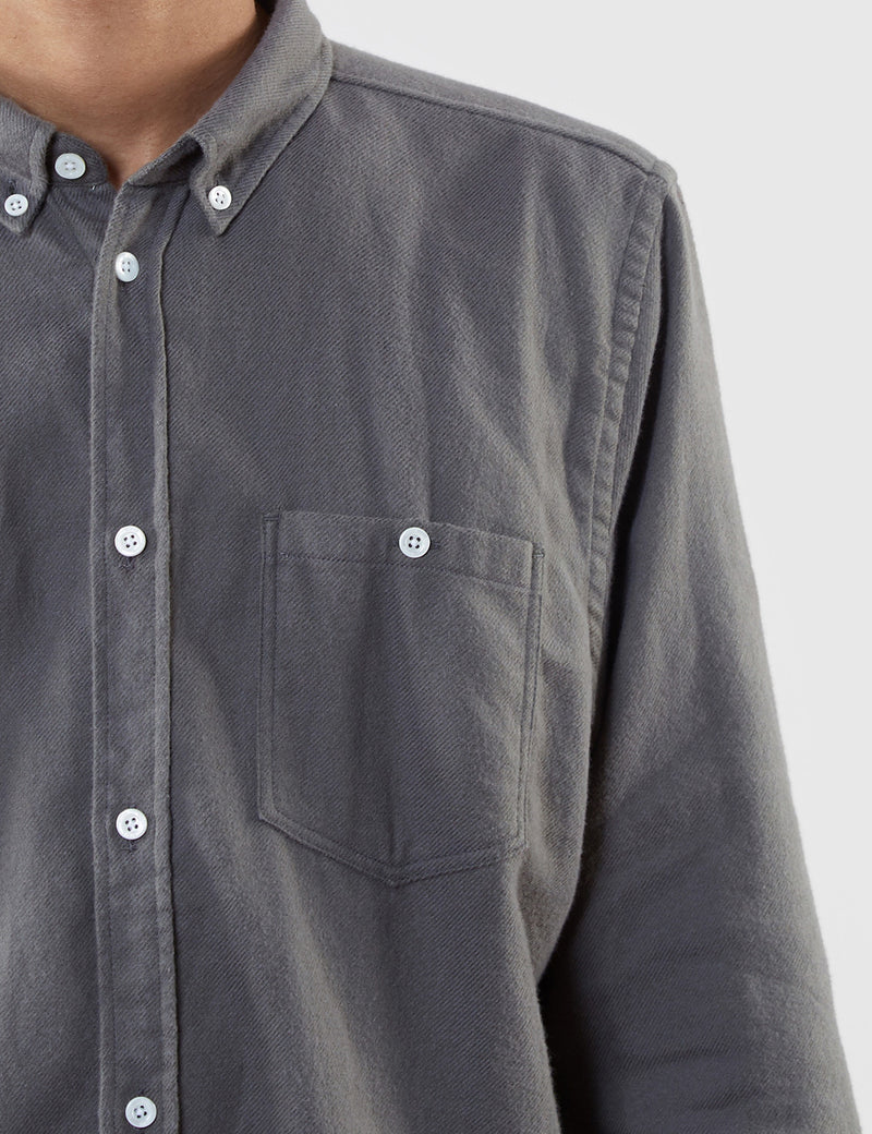 Norse Projects Osvald Brushed Flannel Shirt - Dried Olive