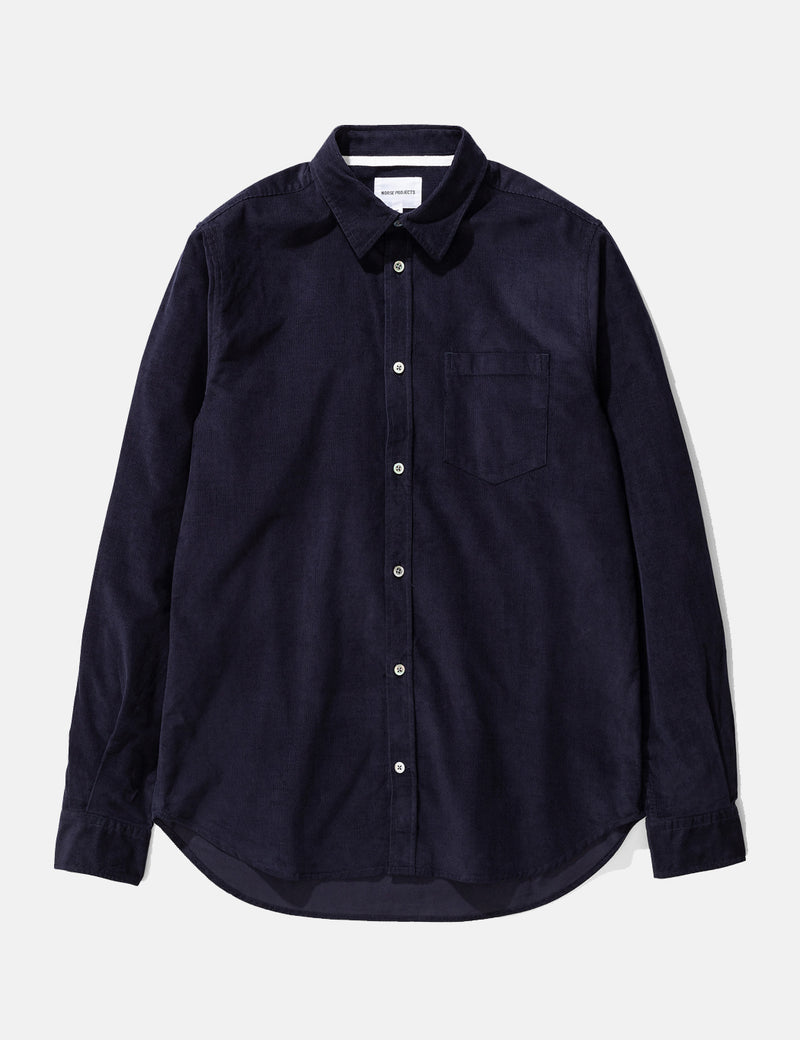 Norse Projects OsvaldCorduroyシャツ-ダークネイビーブルー