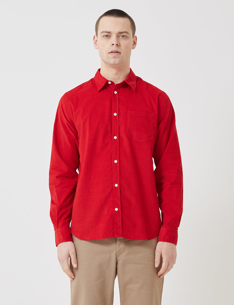 Norse Projects OsvaldCorduroyシャツ-AskjaRed