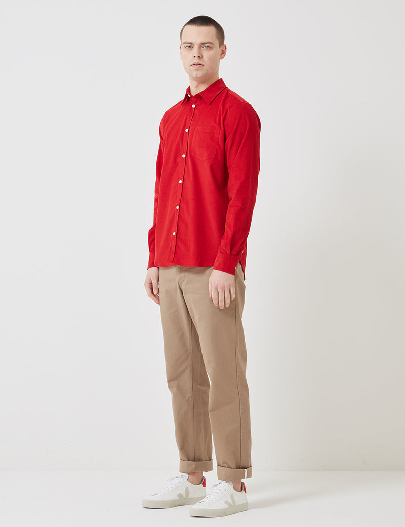 Norse Projects OsvaldCorduroyシャツ-AskjaRed