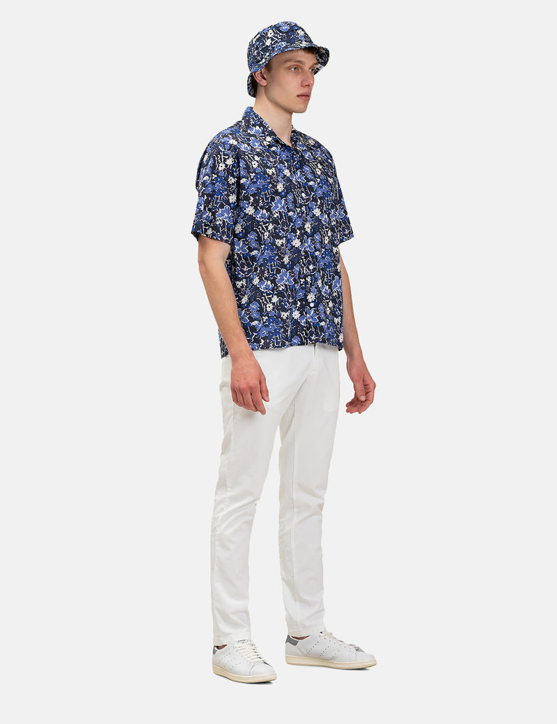 Norse Projects Carsten Libertyプリントシャツ（半袖）-ダークネイビーブルー
