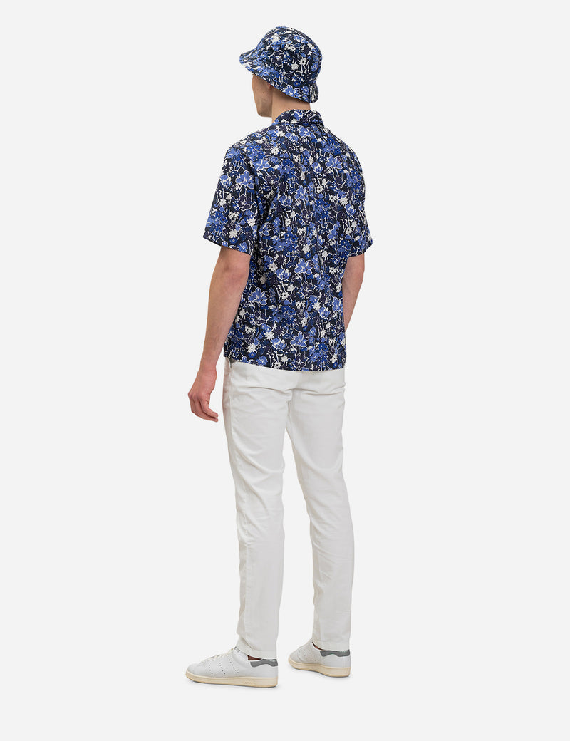 Norse Projects Carsten Libertyプリントシャツ（半袖）-ダークネイビーブルー