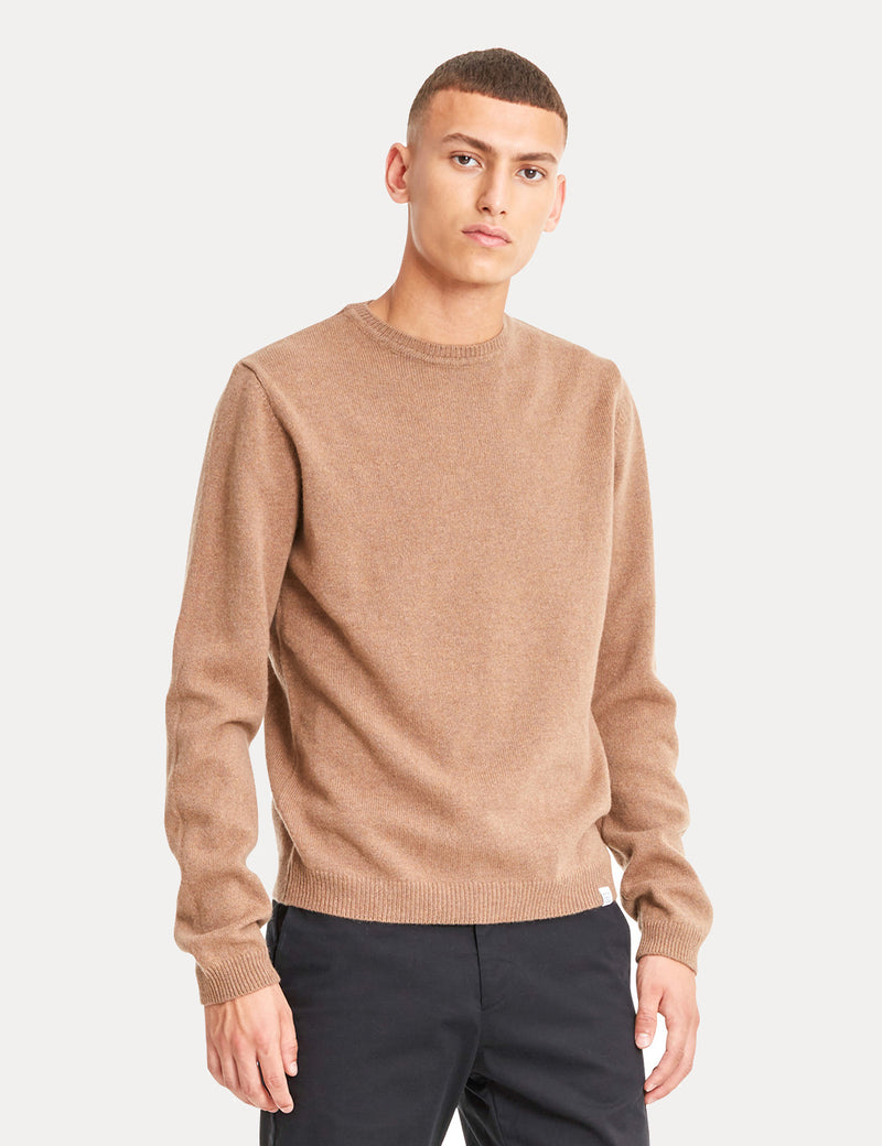 Norse Projects Sigfred Knit Sweatshirt (Lambswool) - Camel Brown