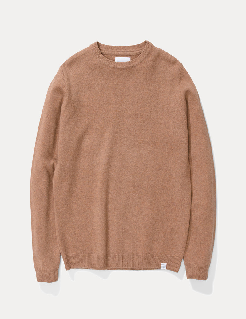 Norse Projects Sigfred Knit Sweatshirt（Lambswool）-キャメルブラウン