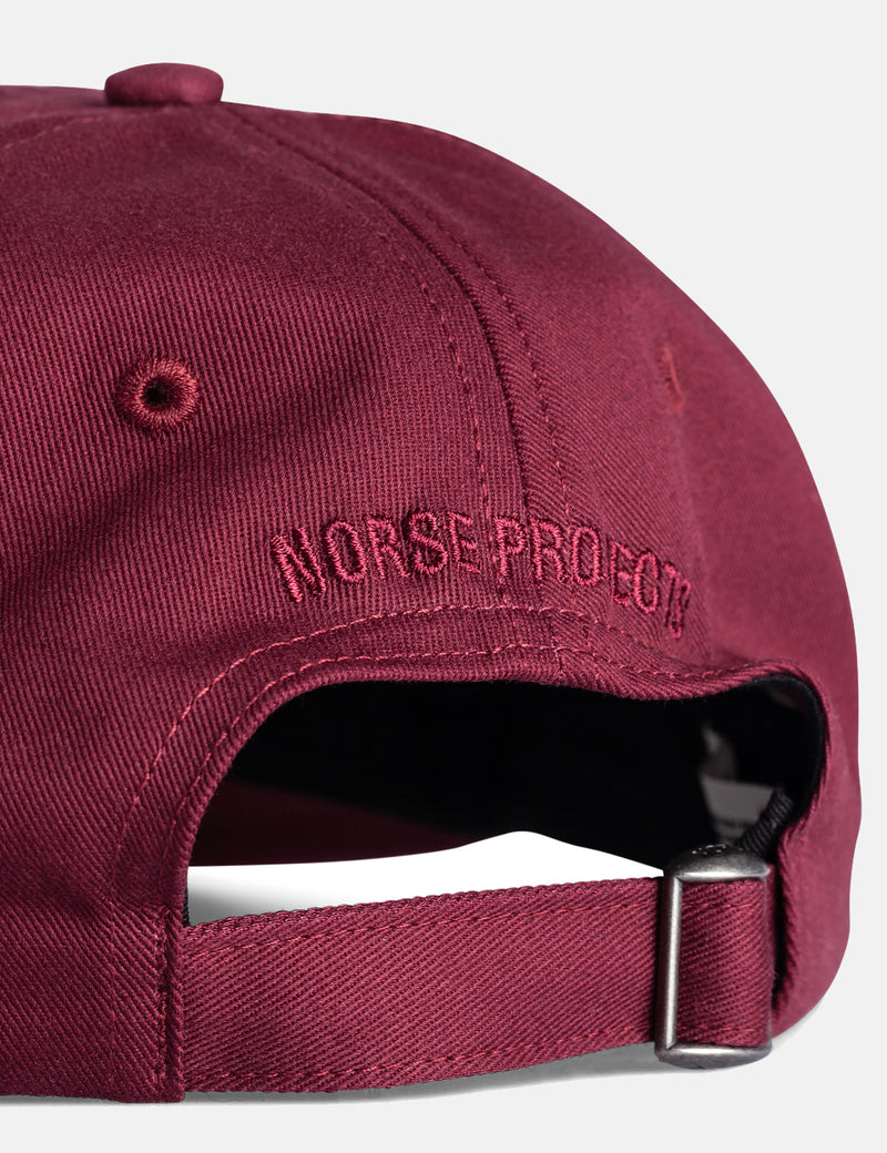Norse Projects Twill 스포츠 캡-Mulberry Red