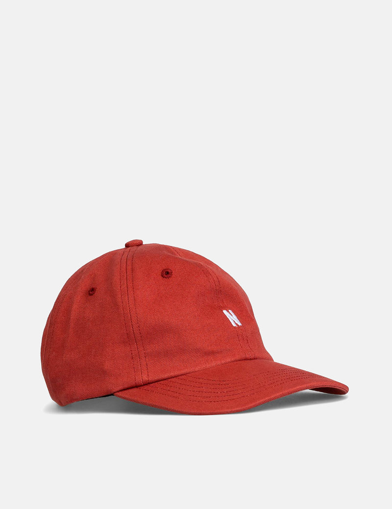 Norse Projects Twill 스포츠 캡-Carmine Red