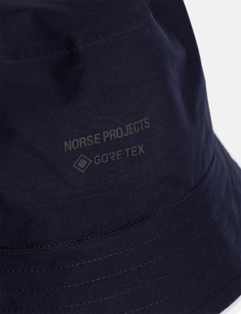 Norse Projects Gore Tex 버킷 모자-다크 네이비 블루