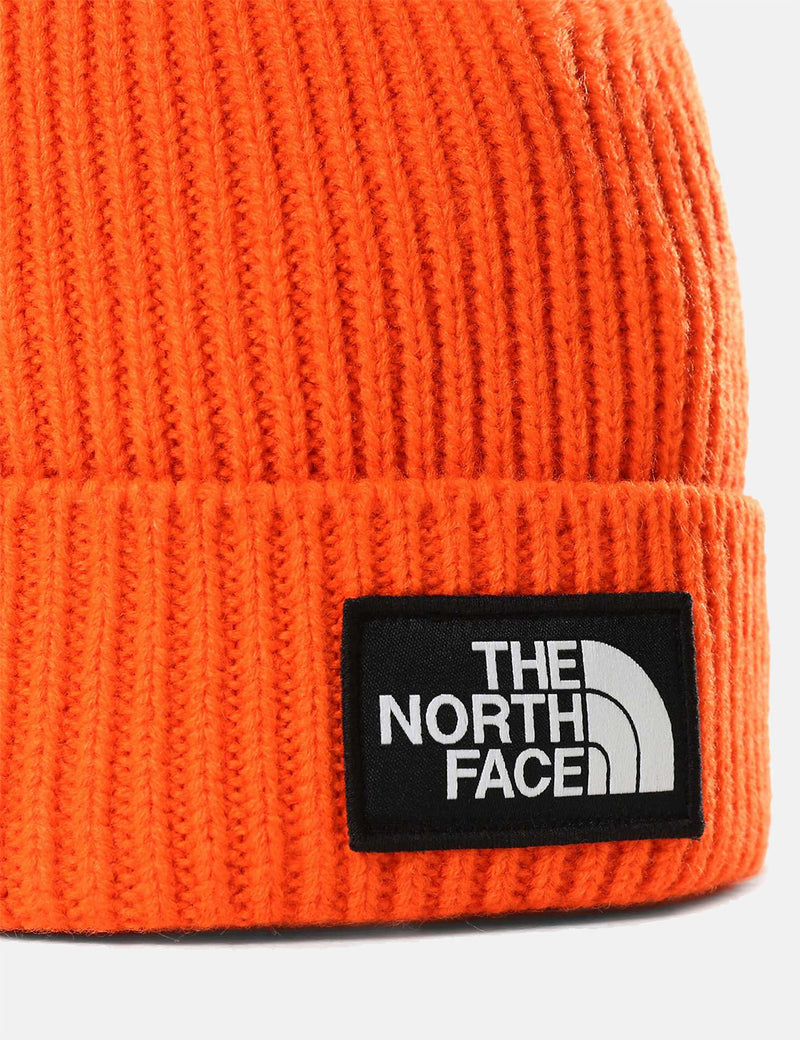 North Face TNF Logo Box Cuffed Beanie - Rot Orange