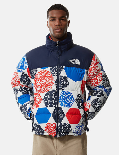 The north face 1996 retro hotsell nuptse jacket in macrofleck print