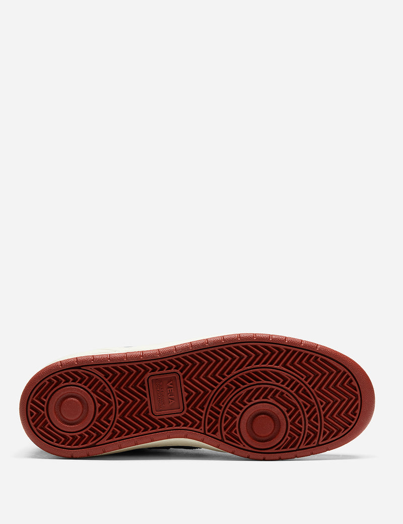 Veja Roraima Bastille Trainers - Leather Black