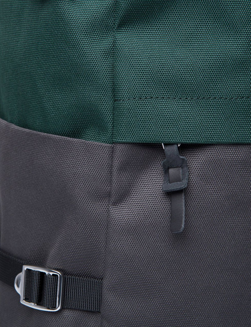 Sandqvist Bernt Backpack - Deep Green/Dark Grey