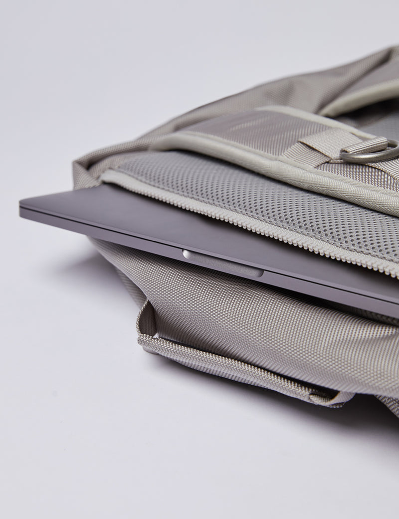 Sandqvist Algot Backpack - Light Grey