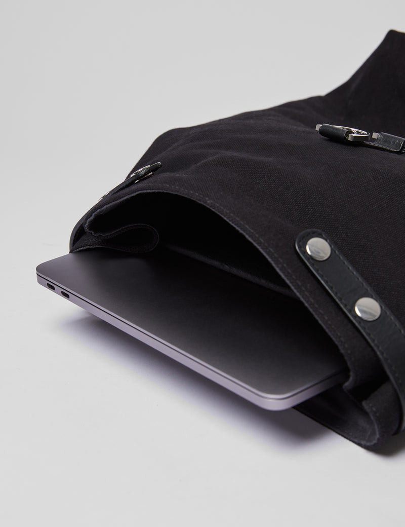 Sandqvist Alva Hook Backpack - Black