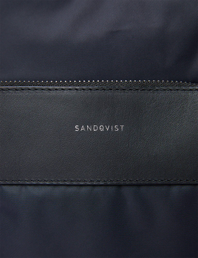 Sandqvist Matti 숄더백-블랙