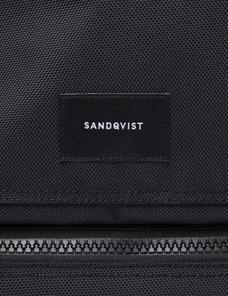 Sandqvistバックパック-ブラック