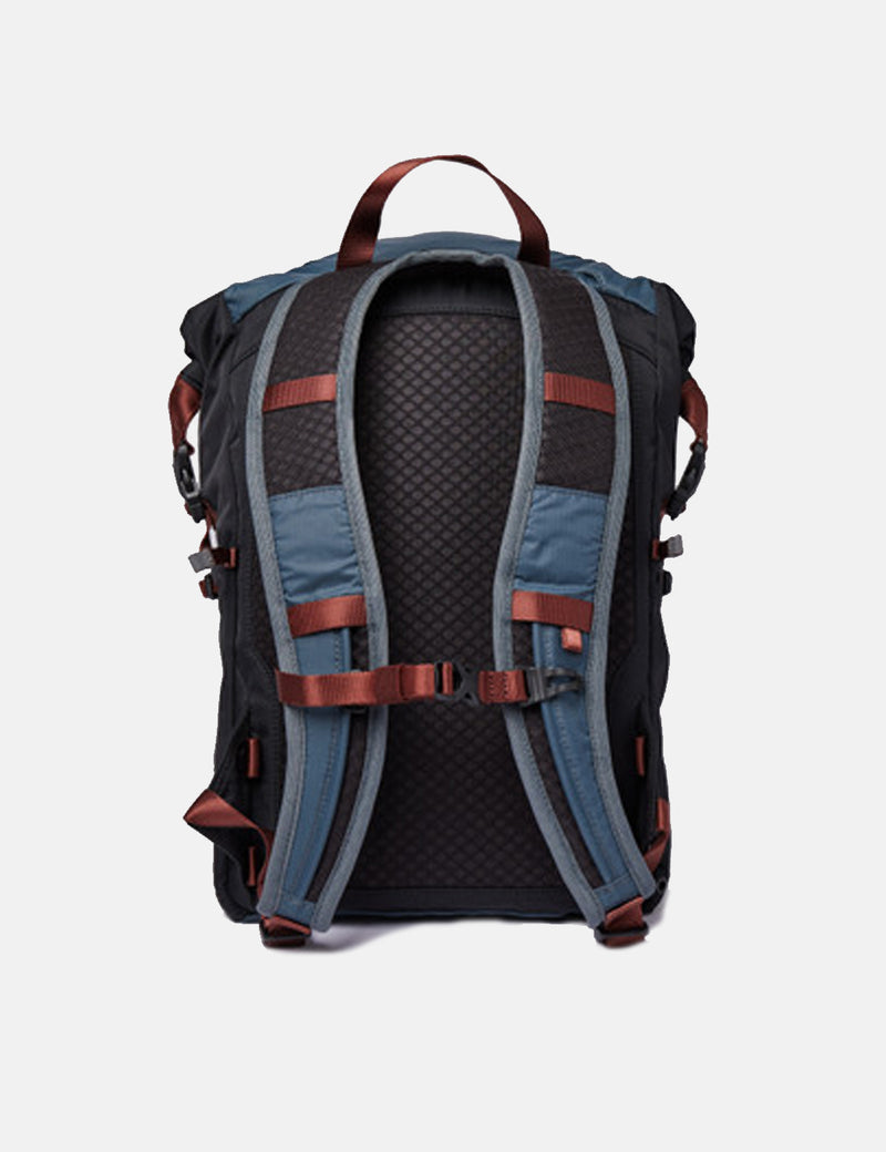 Sandqvist Noa Backpack - Multi Steel Blue/Black