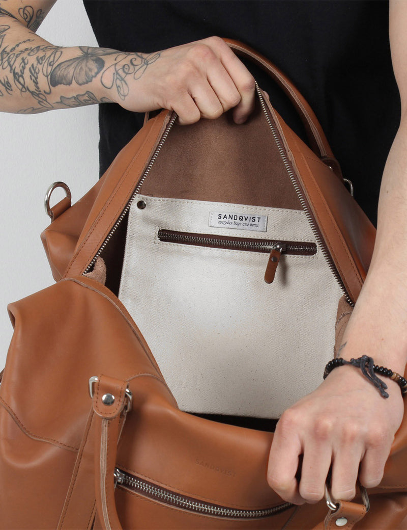 Sandqvist Jordan Holdall Bag (Leather) - Cognac Brown