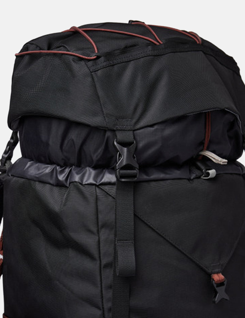 Sandqvist Mountain Hike Backpack - Black
