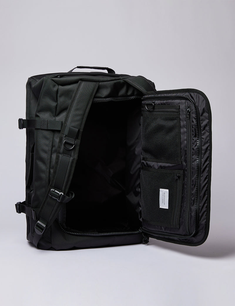 Sandqvist Zack New Backpack（41L）-ブラック