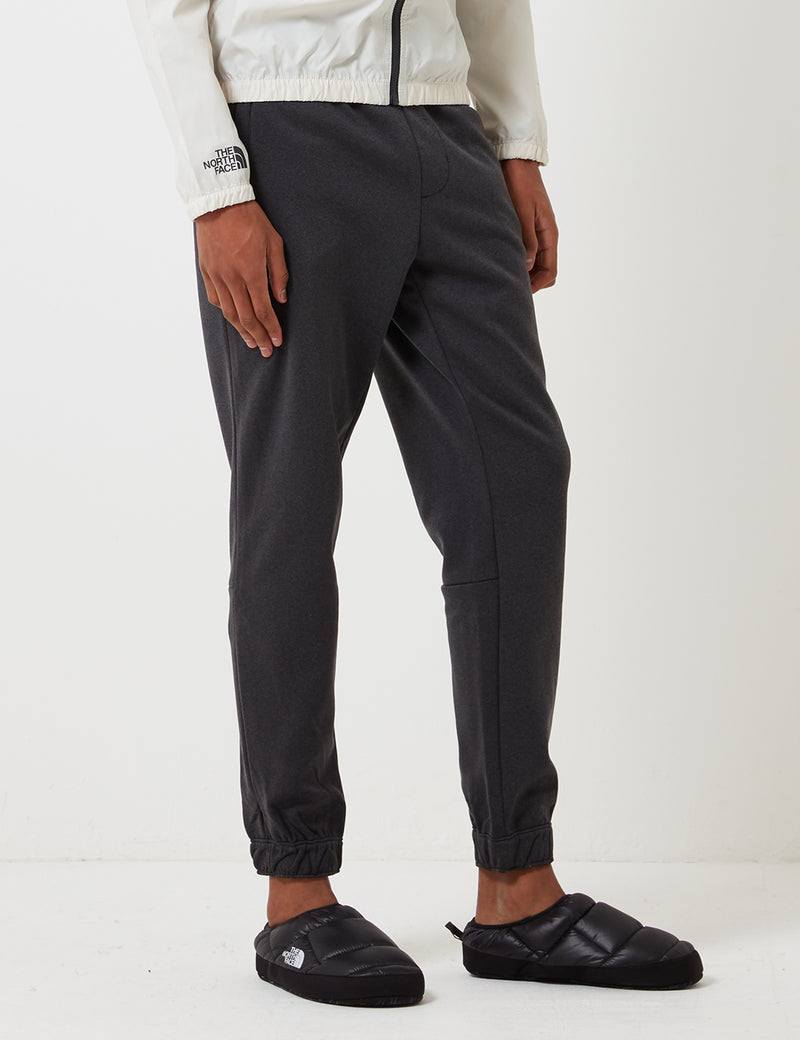 Pantalon de survêtement North Face Mountain Tech - Noir