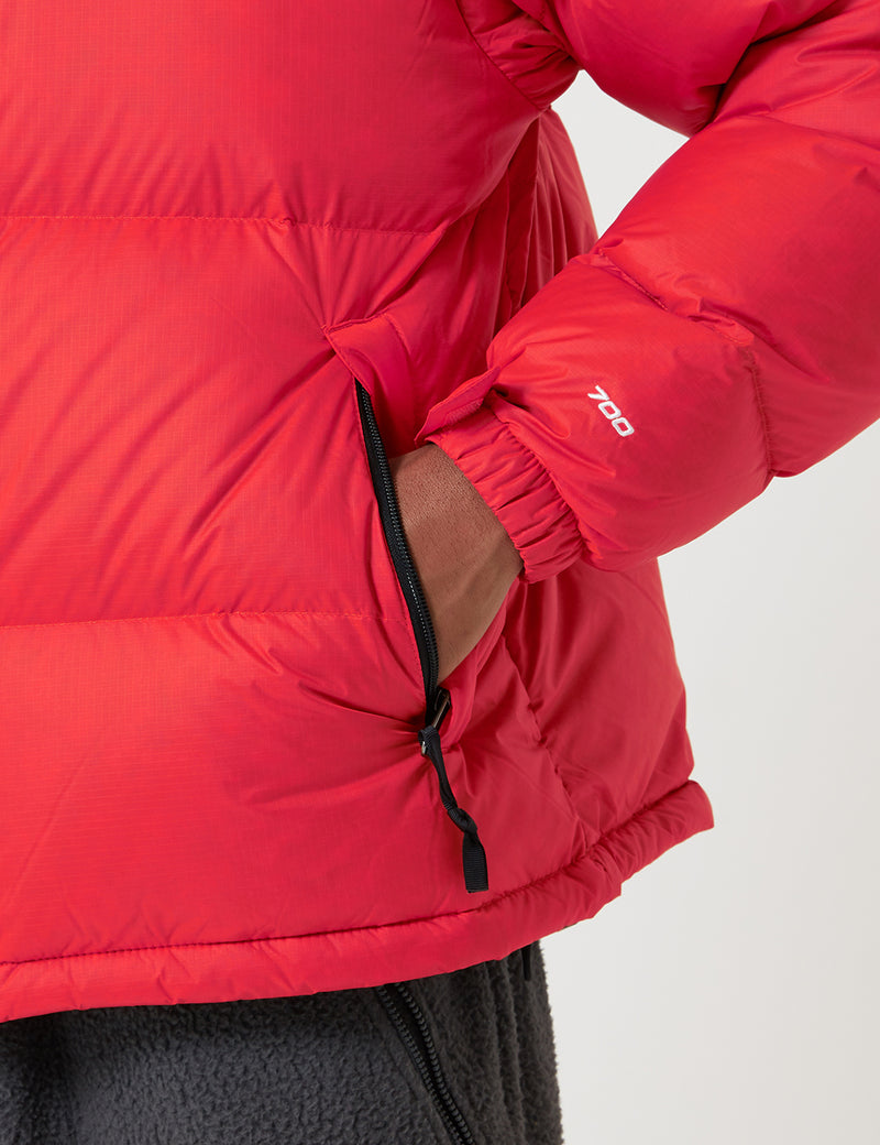 North Face 1996 RTONuptseジャケット-赤