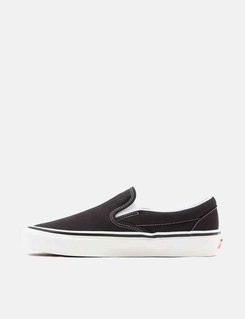 Vans Anaheim Factory Classic Slip-On 98 DX (Toile) - Noir OG