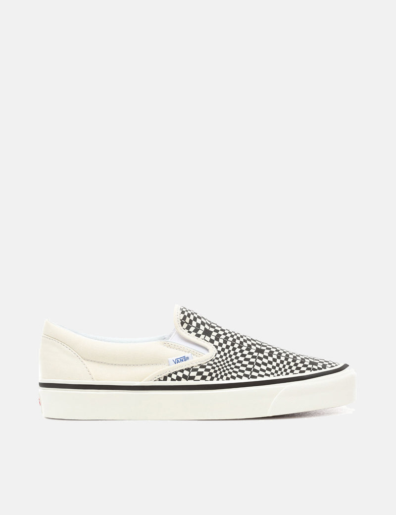 Vans Classic Slip-On 98 DX（キャンバス）-アナハイムファクトリーOGブラック/ホワイト/ワープチェック