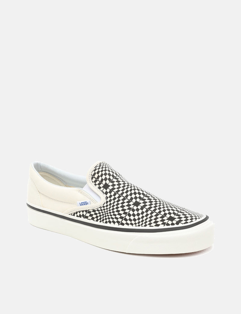 Vans Classic Slip-On 98 DX（キャンバス）-アナハイムファクトリーOGブラック/ホワイト/ワープチェック