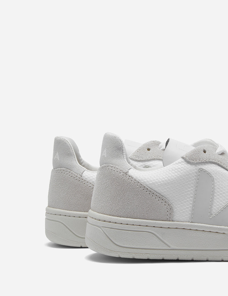 Veja V-10B-メッシュトレーナー-ホワイト/ナチュラル