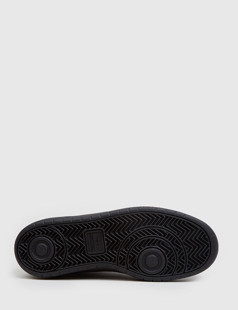 Baskets en cuir Veja V-10 - Noir