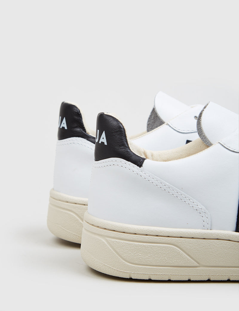 Baskets Veja V-10 - Cuir Blanc/Noir
