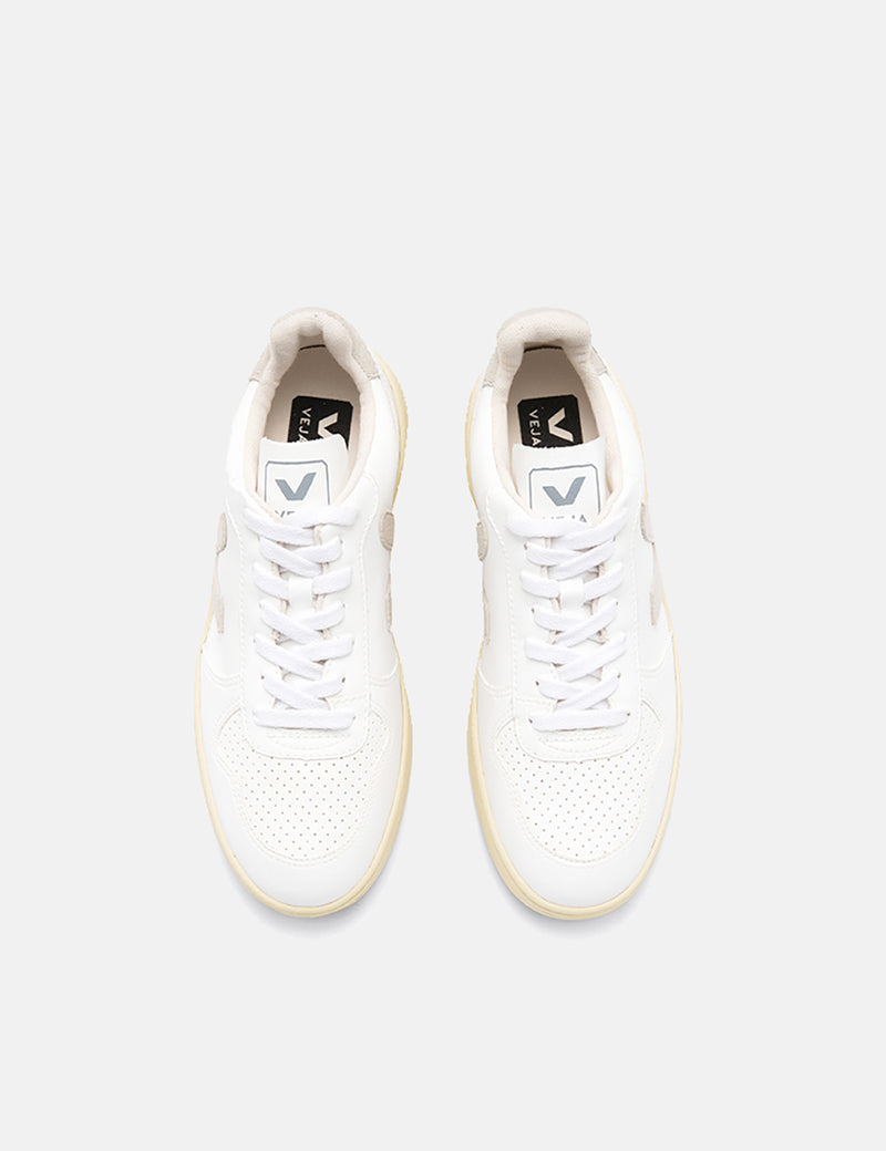 Womens Veja V-10 Leather Trainers (CWL) - White/Natural/Butter Sole