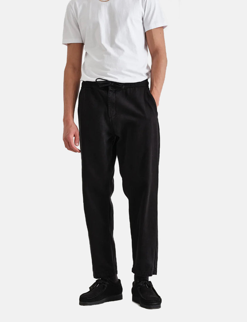 Pantalon Wax London Kurt (sergé de coton biologique) - Noir
