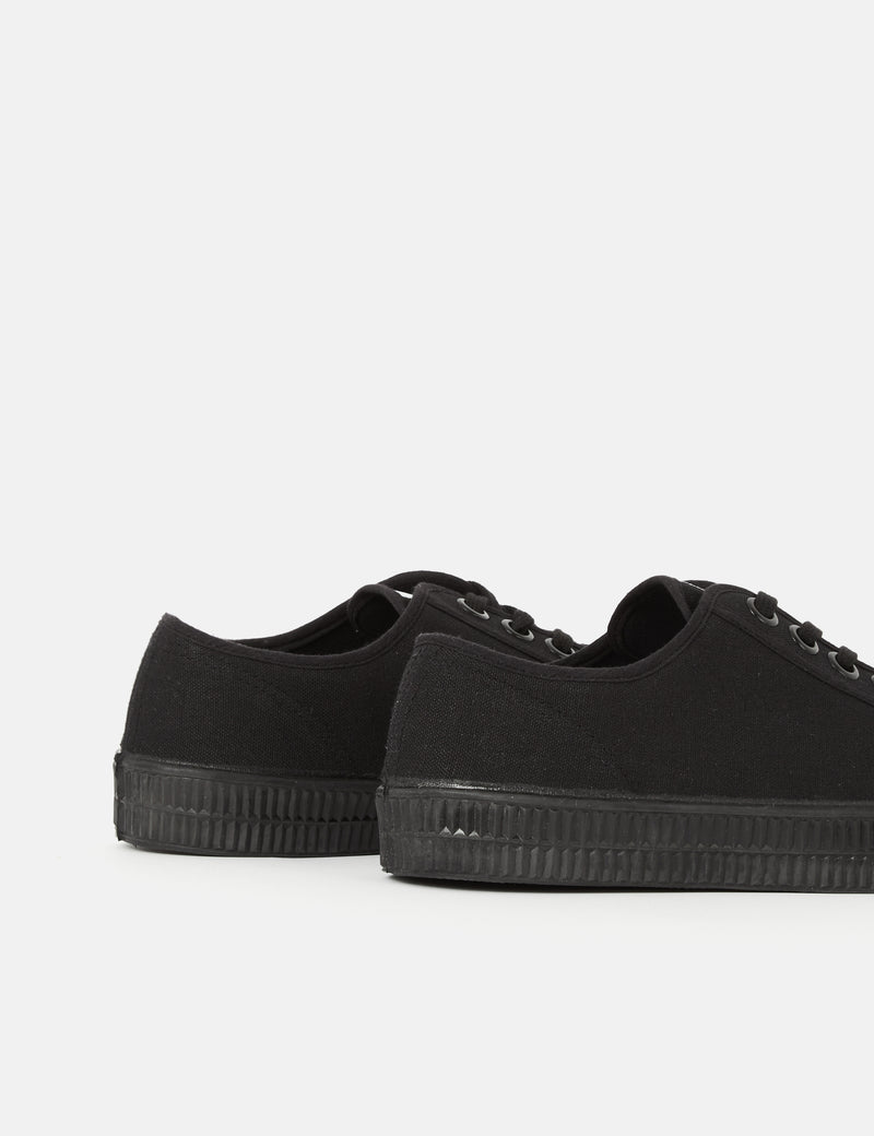 Novesta Star Master Trainers (Canvas) - All Black