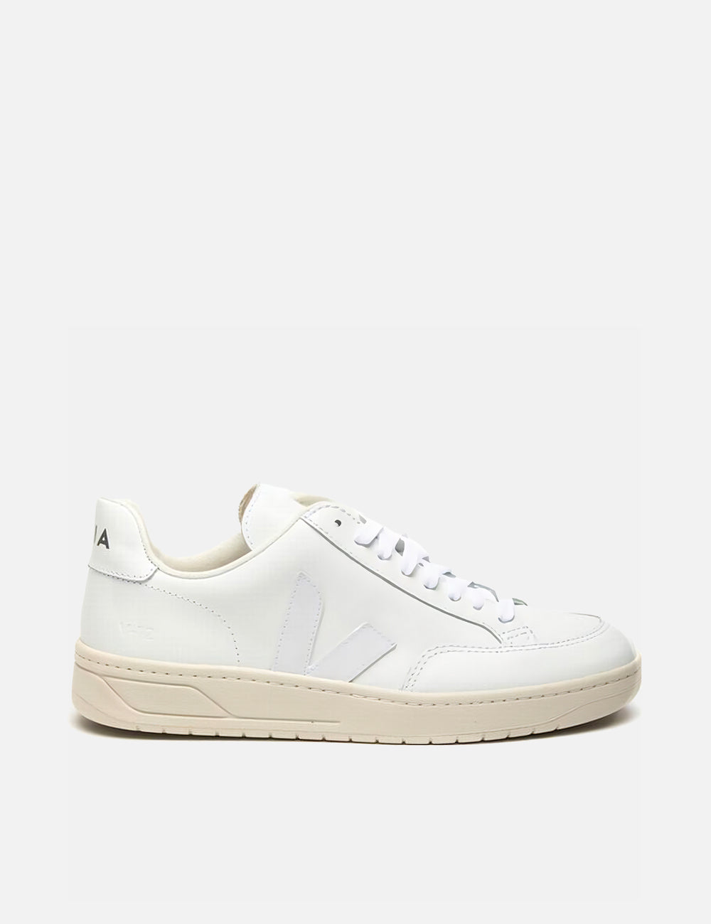 Womens Veja V 12 Leather Trainers Extra White I URBAN EXCESS