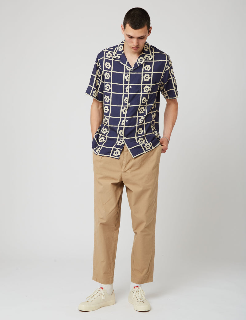 Portuguese FlannelスクエアフラワーSSシャツ-ブルー
